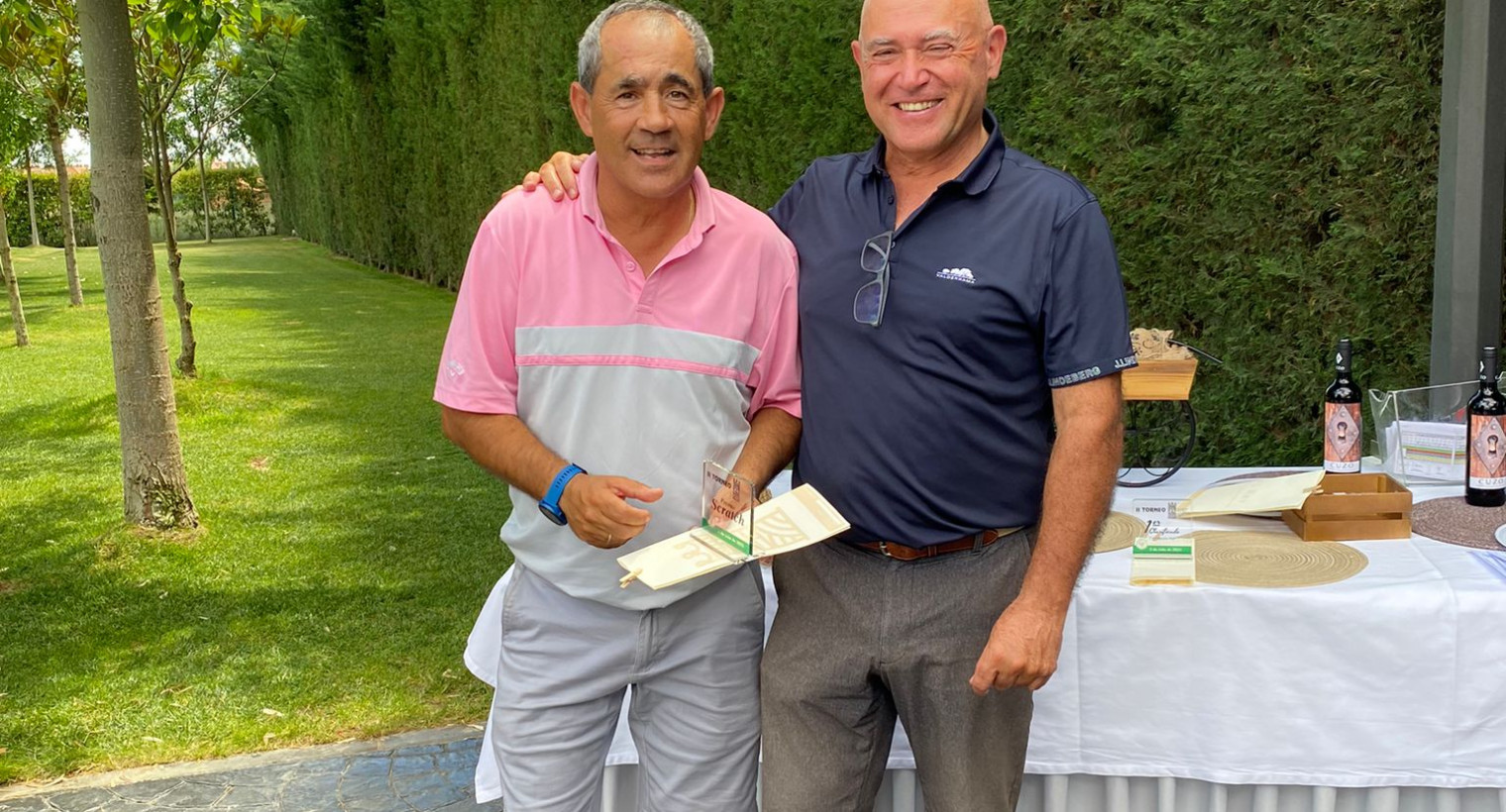 El jugador local Carmelo García Rubio se proclama vencedor del Torneo de golf Jardines del Rey