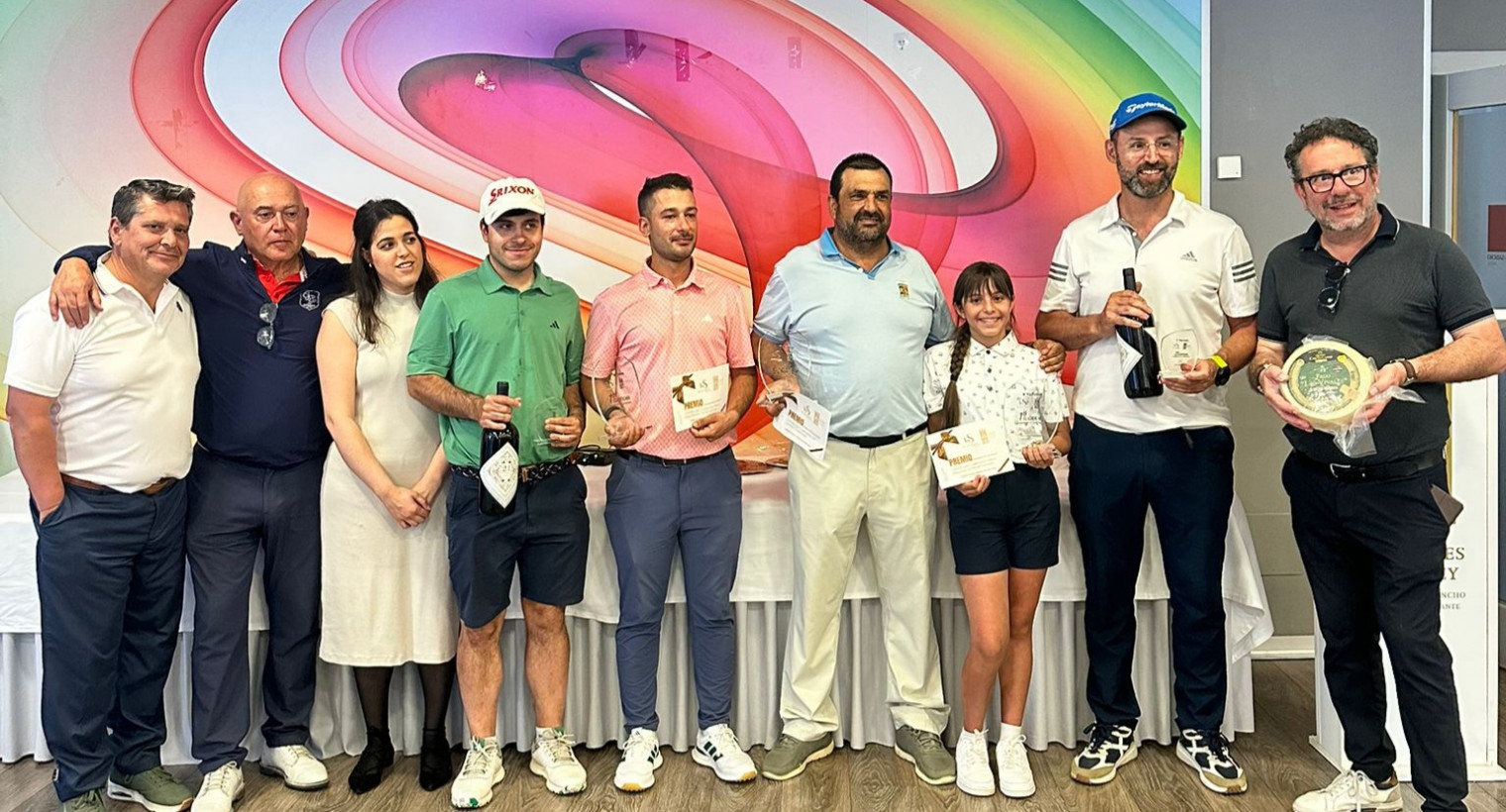 El campo de Golf Valderrey ha acogido hoy el torneo Hotel Rey Don Sancho con un claro vencedor: Francisco Javier Pizarro Maderal.
